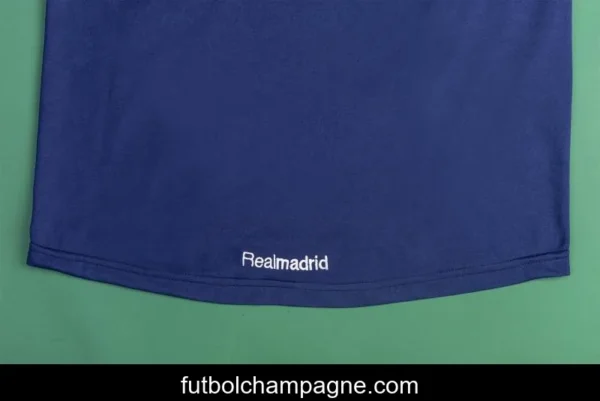 RETRO 05_06 Real Madrid Away Soccer Jersey - Image 4