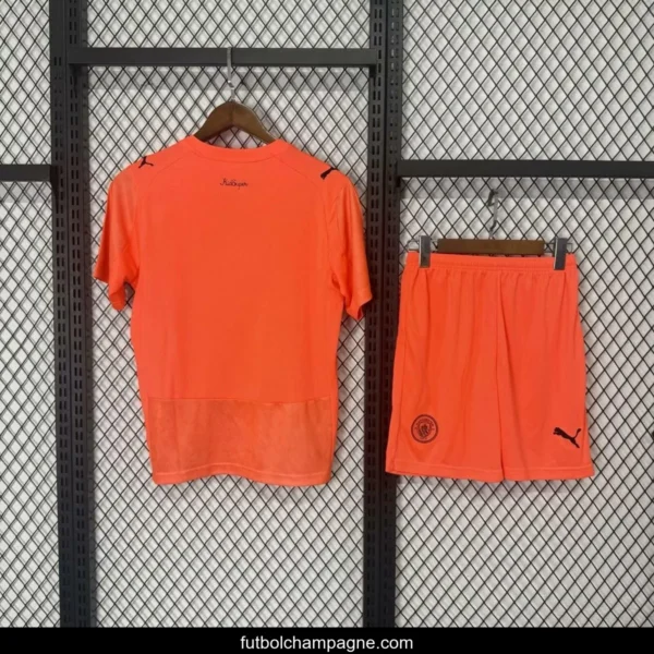 25_26 Kids KIDSUPER x MANCHESTER CITY Orange Jersey - Image 2