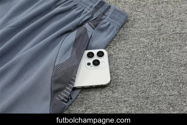24_25 Juventus Yellow Short Sleeve Jersey+Shorts - Image 10