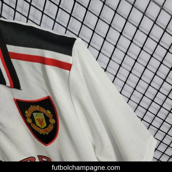 Retro 97-99 Manchester United White Jersey - Image 3