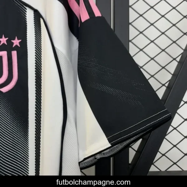 25_26 Juventus Home Jersey - Image 4