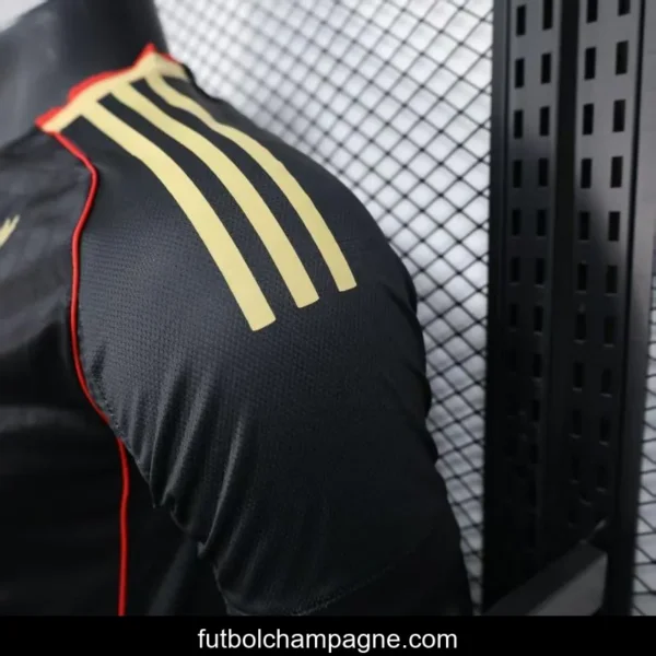 Player Version 25_26 Liverpool Third Black Jersey - Image 5