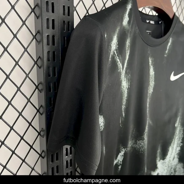 2025 NIKE Training Black with Abstract Paint Pattern T-Shirt 1045 - Image 2