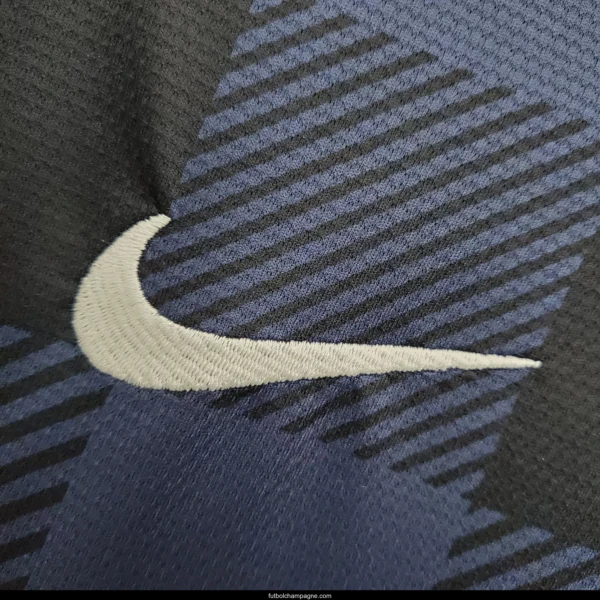 Retro 13_14 Manchester United Away Soccer Jersey - Image 4
