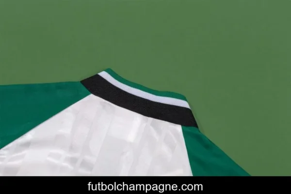 Retro 93_95 Liverpool Away Soccer Jersey - Image 5