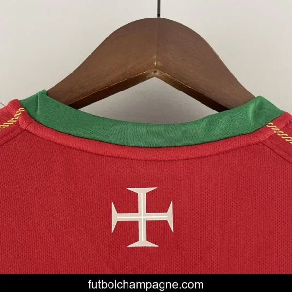 Retro Portugal 2006 Home Soccer Jersey - Image 7