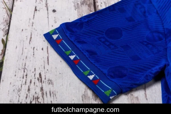 Retro 1994 Italy Home Soccer Jersey - Image 12