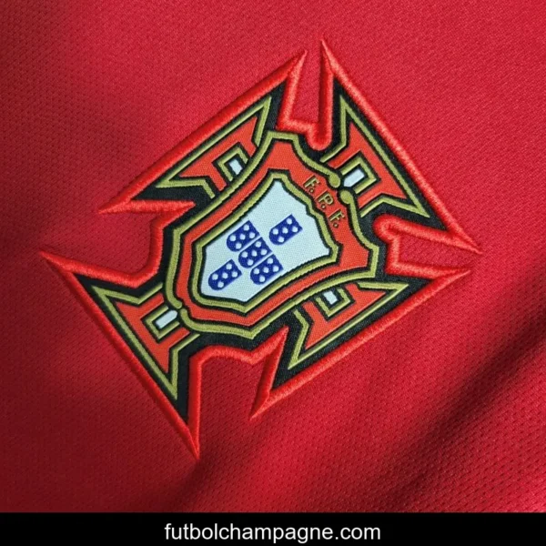 Retro 2016 Portugal Home Long Sleeve Jersey - Image 9