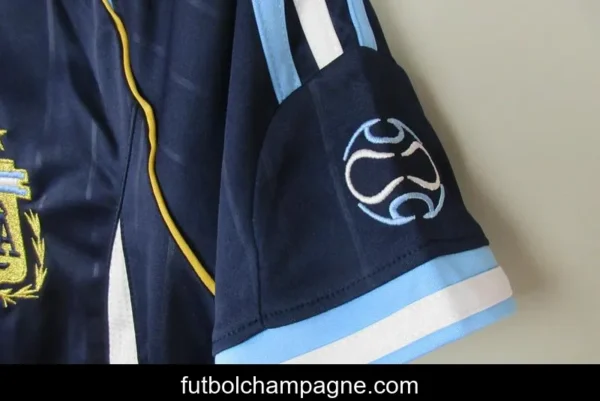 Retro 2006 Argentina Away Blue Jersey - Image 4