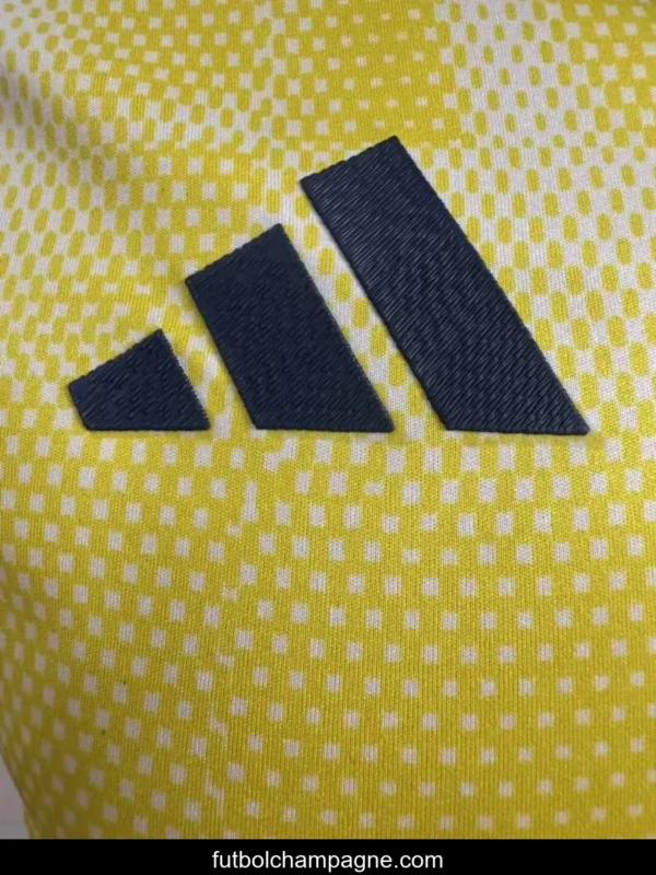 Player Version 24_25 Juventus Away Yellow Jersey - Image 4
