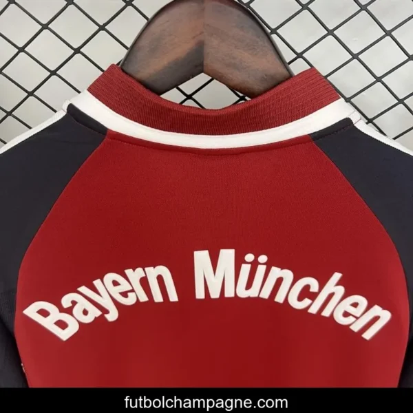 01_02 Retro Bayern Munich Home Jersey - Image 4