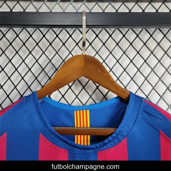Retro 05_06 Barcelona Home Jersey - Image 5