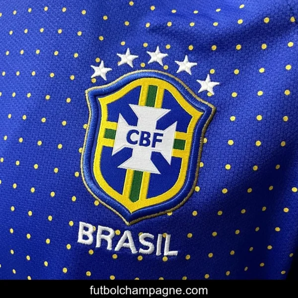 Retro 2010 Brazil Away Soccer Jersey - Image 13