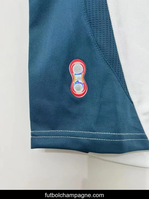 Retro 06_08 Liverpool Away Soccer Jersey - Image 7