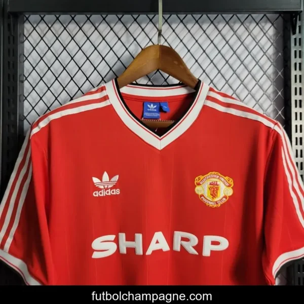 Retro 83_84 Manchester United Home Jersey - Image 7