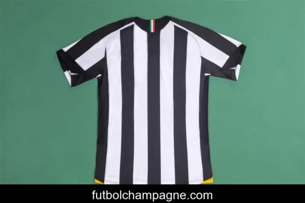 RETRO 05_06 Juventus Home Soccer Jersey - Image 8