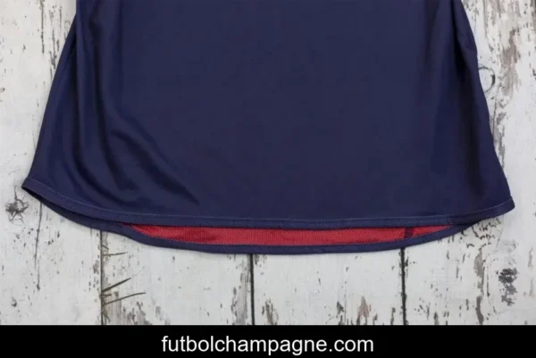 Retro 2002 England Away Reversible (Red_Navy) Soccer Jersey - Image 12