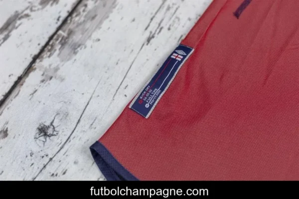 Retro 2002 England Away Reversible (Red_Navy) Soccer Jersey - Image 13