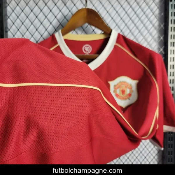 Retro 06_07 Manchester United Home Jersey - Image 9