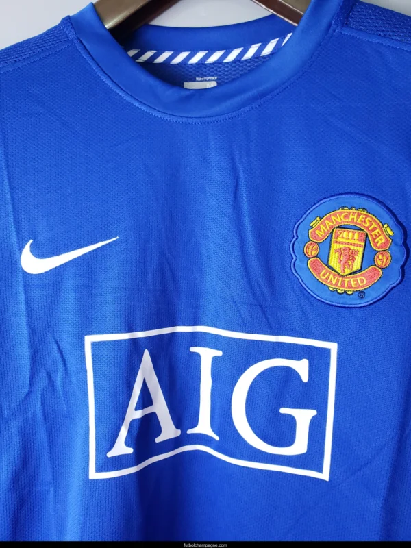Retro 08_09 Manchester United Third Blue long sleeve Soccer Jersey - Image 4