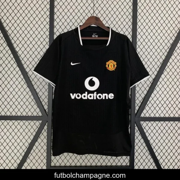 Retro 03_04 Manchester United Away Jersey - Image 8