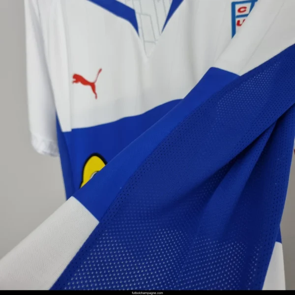 Retro 2009 Club Deportivo Universidad Católica home Soccer Jersey - Image 7