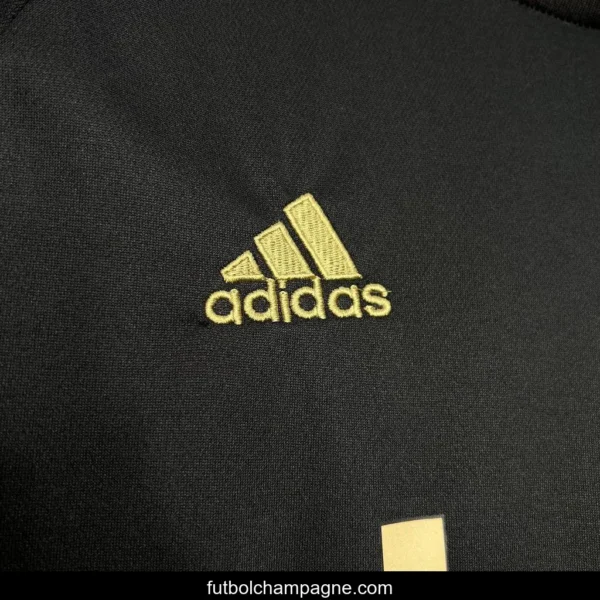 Retro 15_16 Juventus Third Black Jersey - Image 6