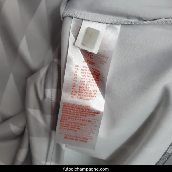 Retro 89_91 Liverpool away Soccer Jersey - Image 4