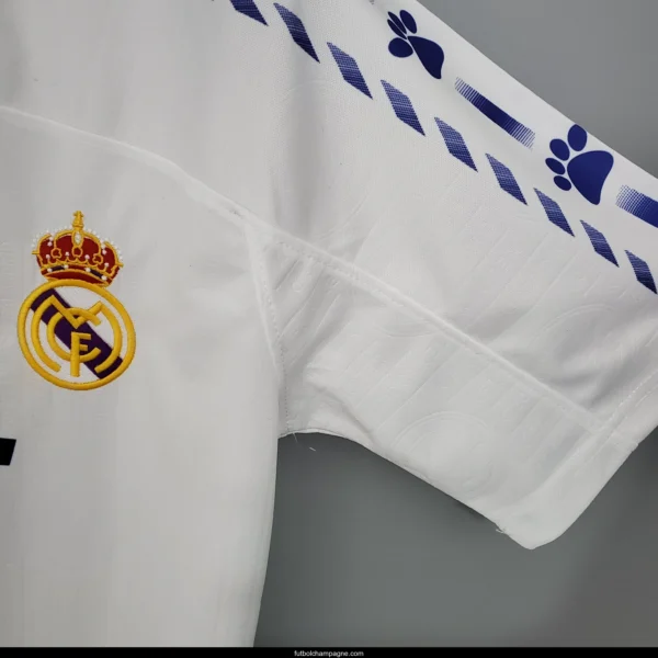Retro Real Madrid 96_97 home Soccer Jersey - Image 7