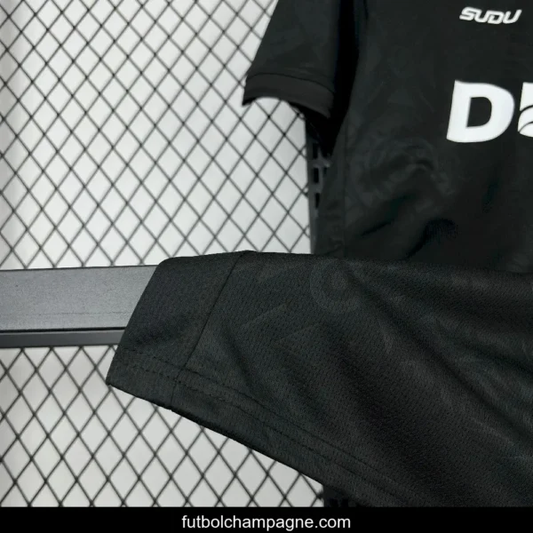 2025_26 Wolverhampton Wanderers Goalkeeper Black Jersey - Image 6
