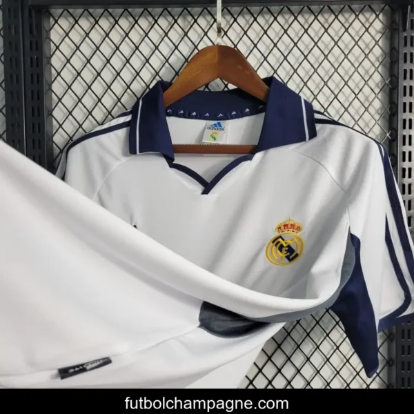 Retro 00_01 Real Madrid Home Jersey - Image 8