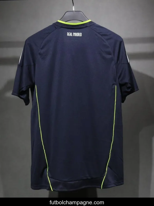 Player Version Retro 09_10 Real Madrid Away Jersey - Image 9