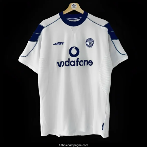 Retro 00_1 Manchester United Away White Jersey - Image 4