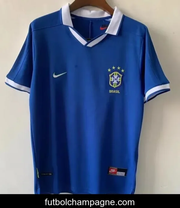 Retro 1970 Brazil Away Blue Jersey - Image 4
