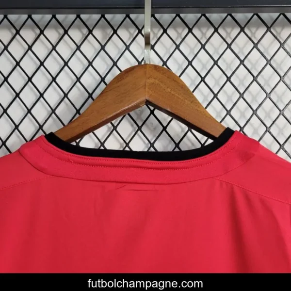 Retro 02_04 Manchester United Home Jersey - Image 7
