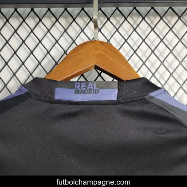 Retro 16-17 Real Madrid Third Black Jersey - Image 8