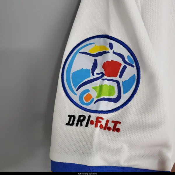 Retro Italy 1996 away Soccer Jersey - Image 9