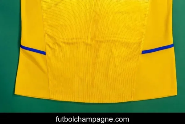 Retro 02_03 Inter Milan Third Yellow Jersey - Image 8