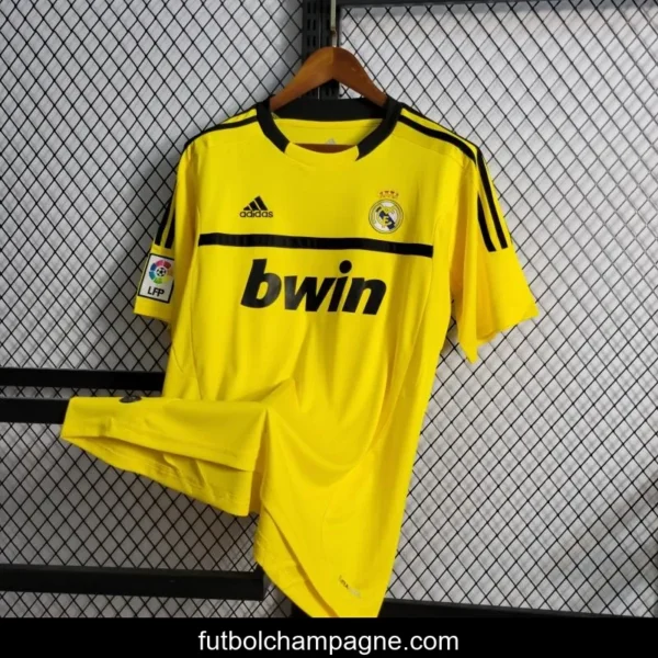 Retro 2011_12 Real Madrid Yellow Goalkeeper Jersey - Image 12