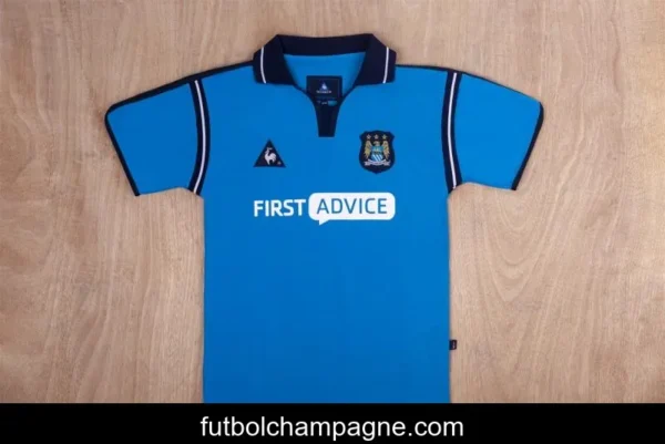 Retro 02_03 Manchester City Home Jersey - Image 10
