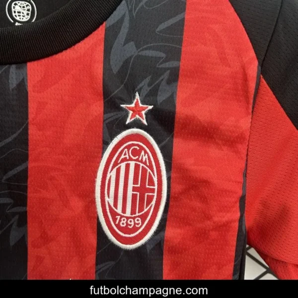 25_26 Kids AC Milan Home Size 16-28 Jersey - Image 8