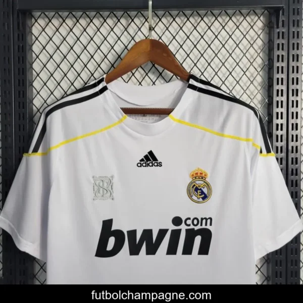 Retro 09_10 Real Madrid Home Jersey - Image 12