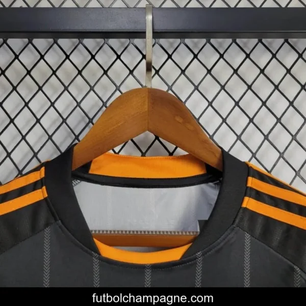 2010_11 Retro Chelsea Away Jersey - Image 9