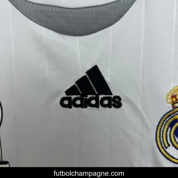 Retro 06_07 Kids Real Madrid Home Size 16-28 Jersey - Image 8
