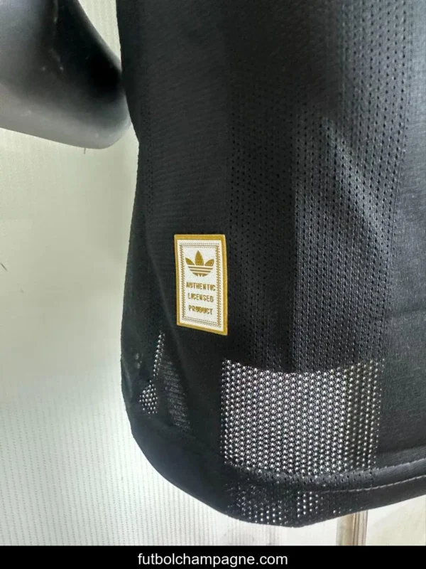 Player Version 25_26 Liverpool Black Goalkeeper Jersey - Image 6