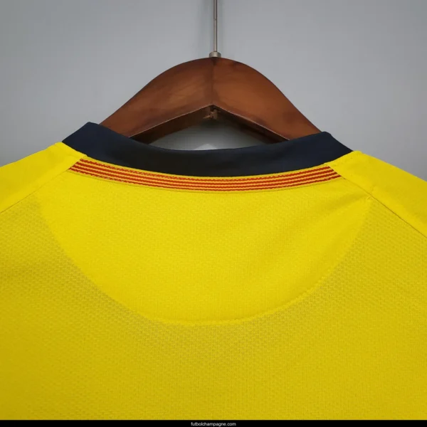 Retro Barcelona 08_09 away Soccer Jersey - Image 8