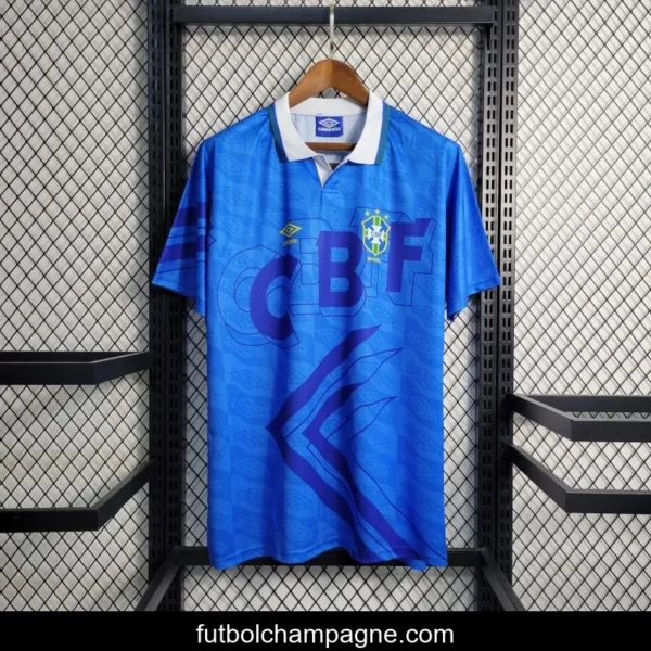 Retro 1992 Brazil Away Blue Jersey - Image 7