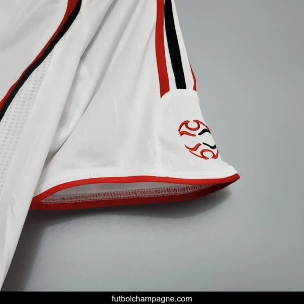 Retro AC Milan 06_07 AWAY Soccer Jersey - Image 11
