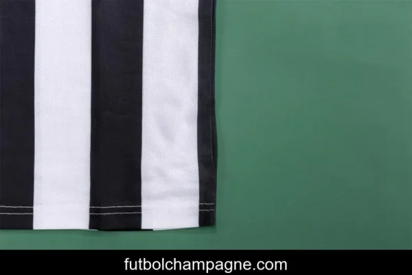 RETRO 92_94 Juventus Home Soccer Jersey - Image 10