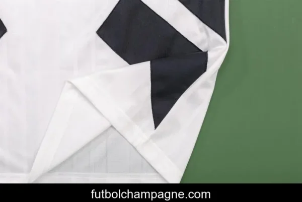 Retro 93_95 Liverpool Away Soccer Jersey - Image 13